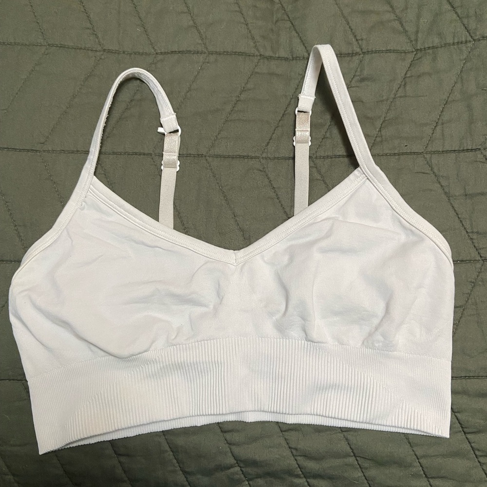 Lululemon Ebb to Street Bra C/D cup